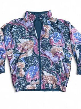 No tag vintage shiny / reflective 80’s windbreaker.